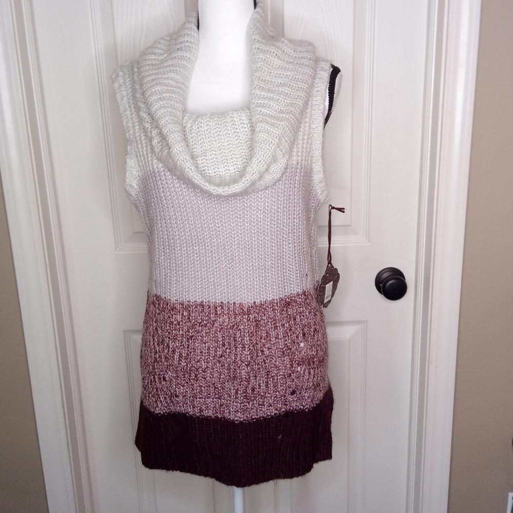 NWT NEW Women's Knox Rose Sz. Large Cowl Neck Type Sweater Sleeveless